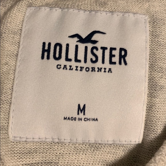 Hollister sweater, size medium - Picture 2 of 2